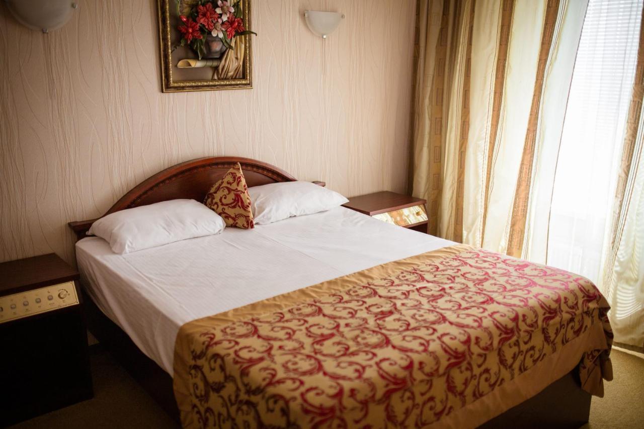 Vila Muntenia Hotel Chişinău Extérieur photo