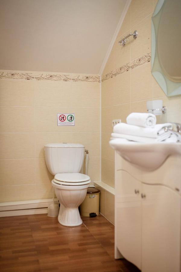 Vila Muntenia Hotel Chişinău Extérieur photo