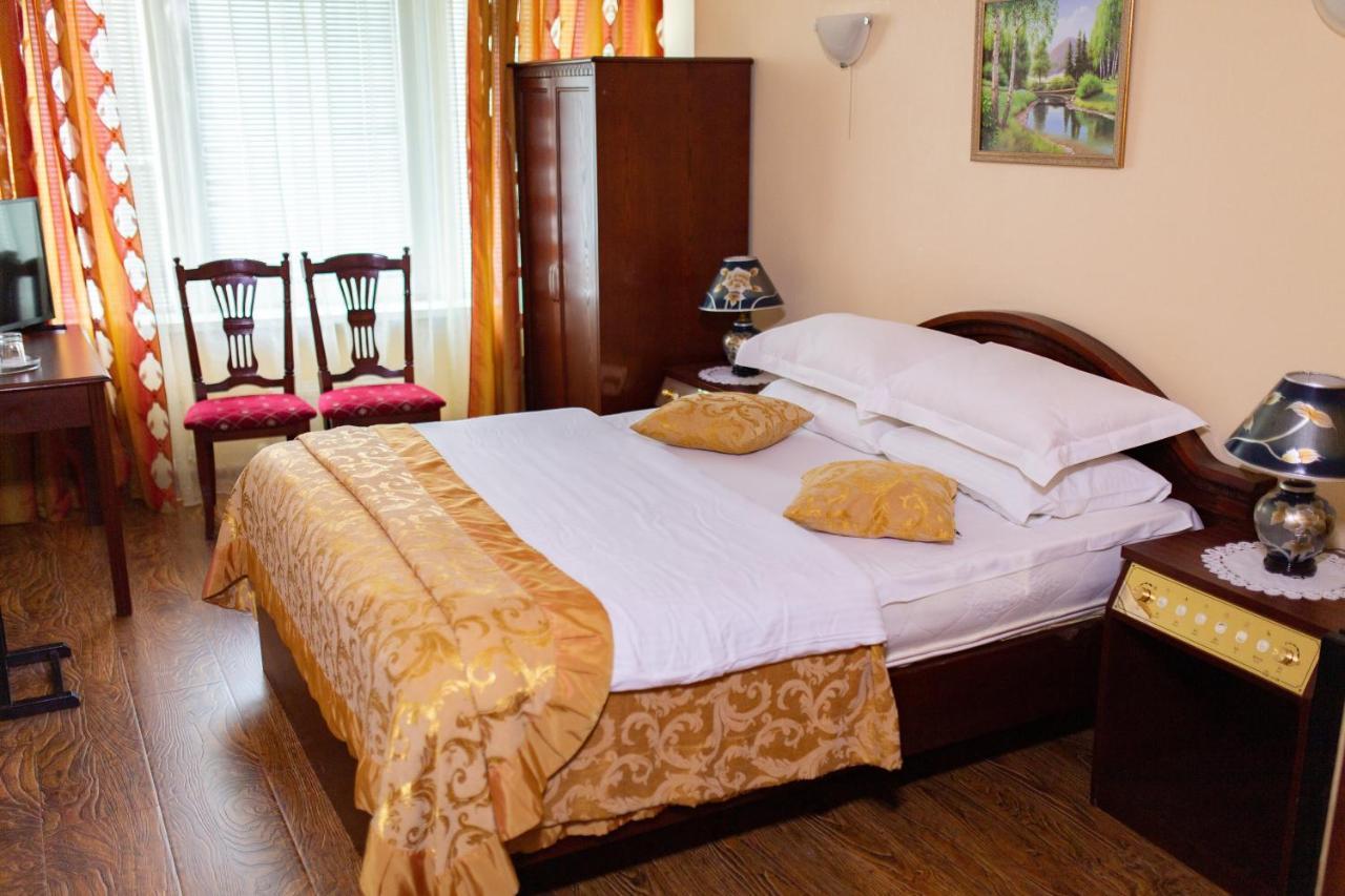 Vila Muntenia Hotel Chişinău Extérieur photo